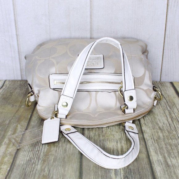 COACH Daisy Signature Foldover Shoulder Bag - Picture 7 of 12